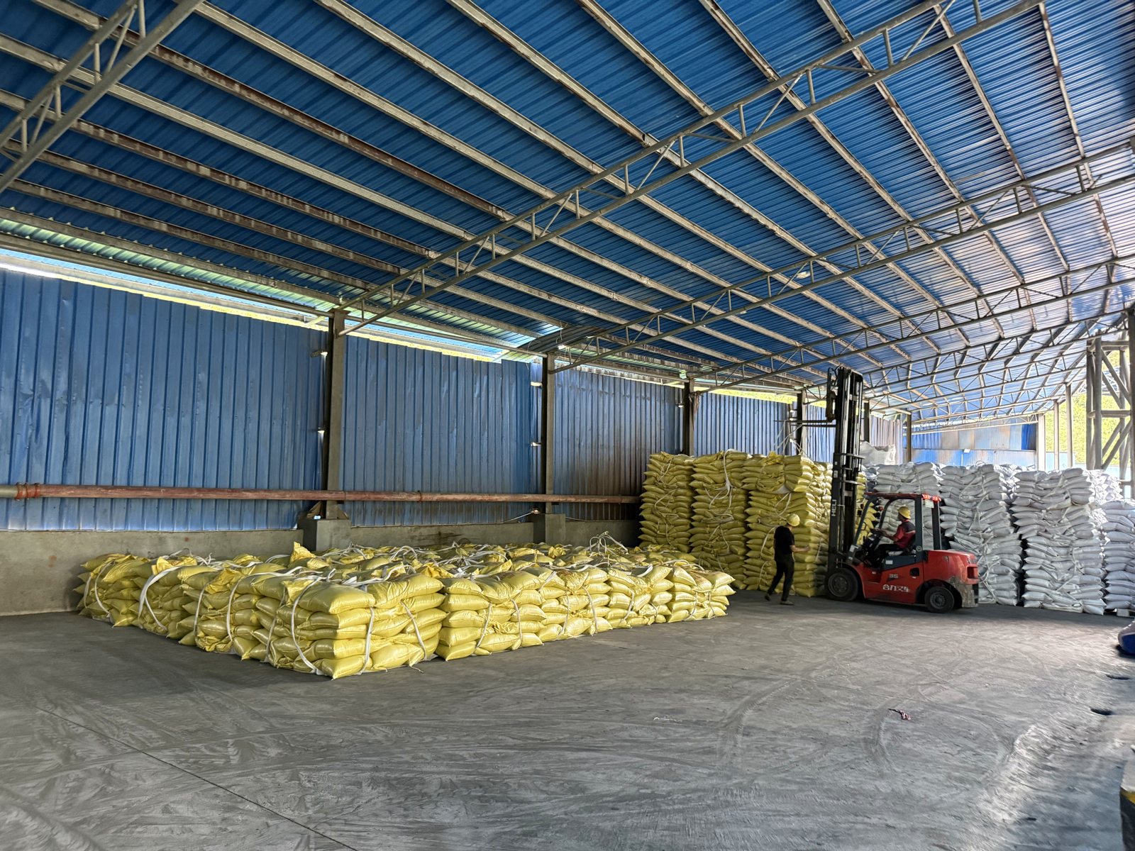 Finished-goods warehouse