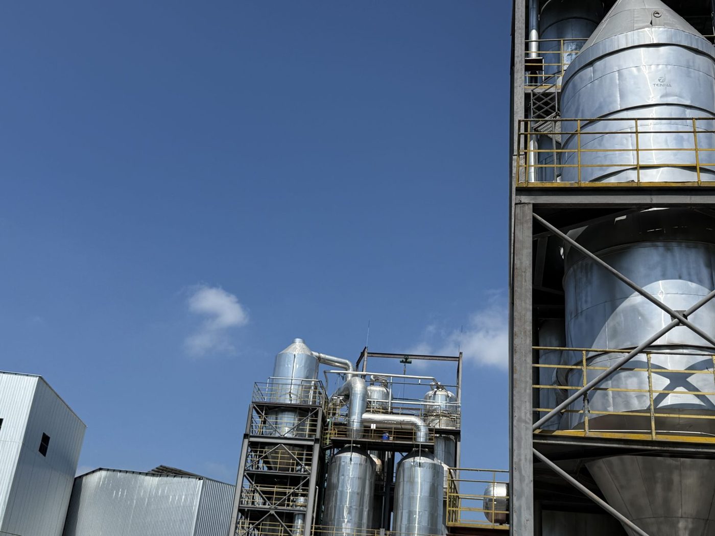 Evaporators and spray-drying tower