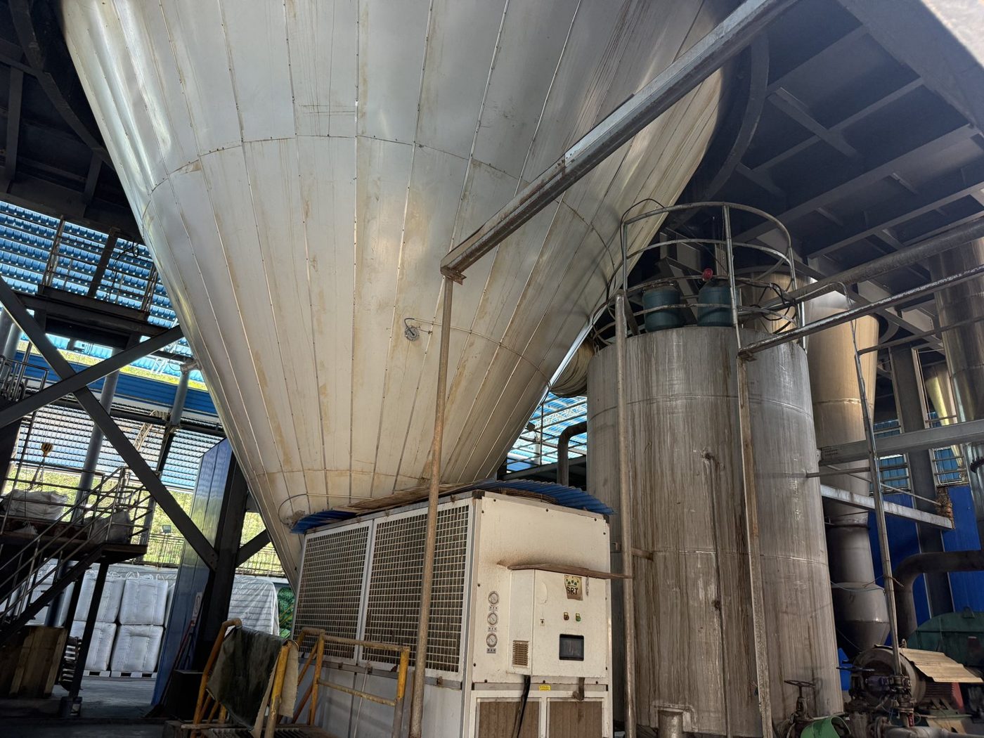 Spray-dryer chamber